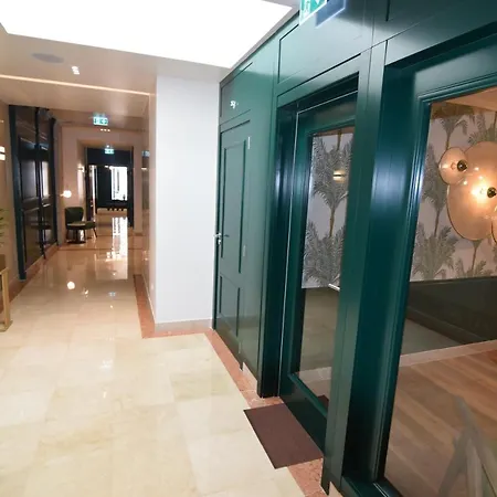 弗兰斯特住宿酒店 3*