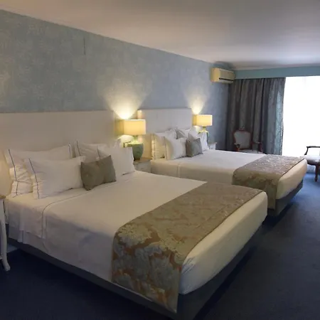 Hotell Florescente 3*